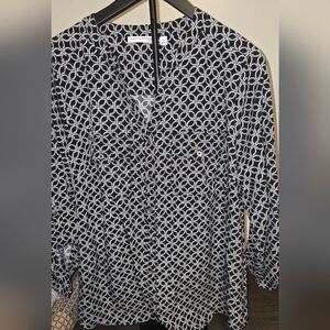 Notations Black and White Patterned Blouse
